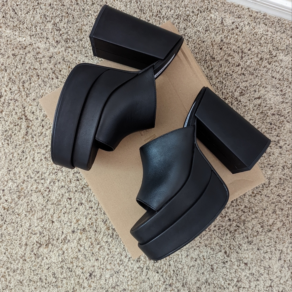 Steve Madden Cagey Platforms - Picture 3 of 8